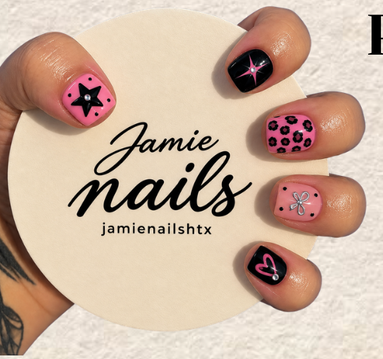 Circle Nailfie