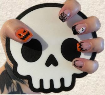 Skull Nailfie
