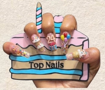 Birthday Cake Nailfie